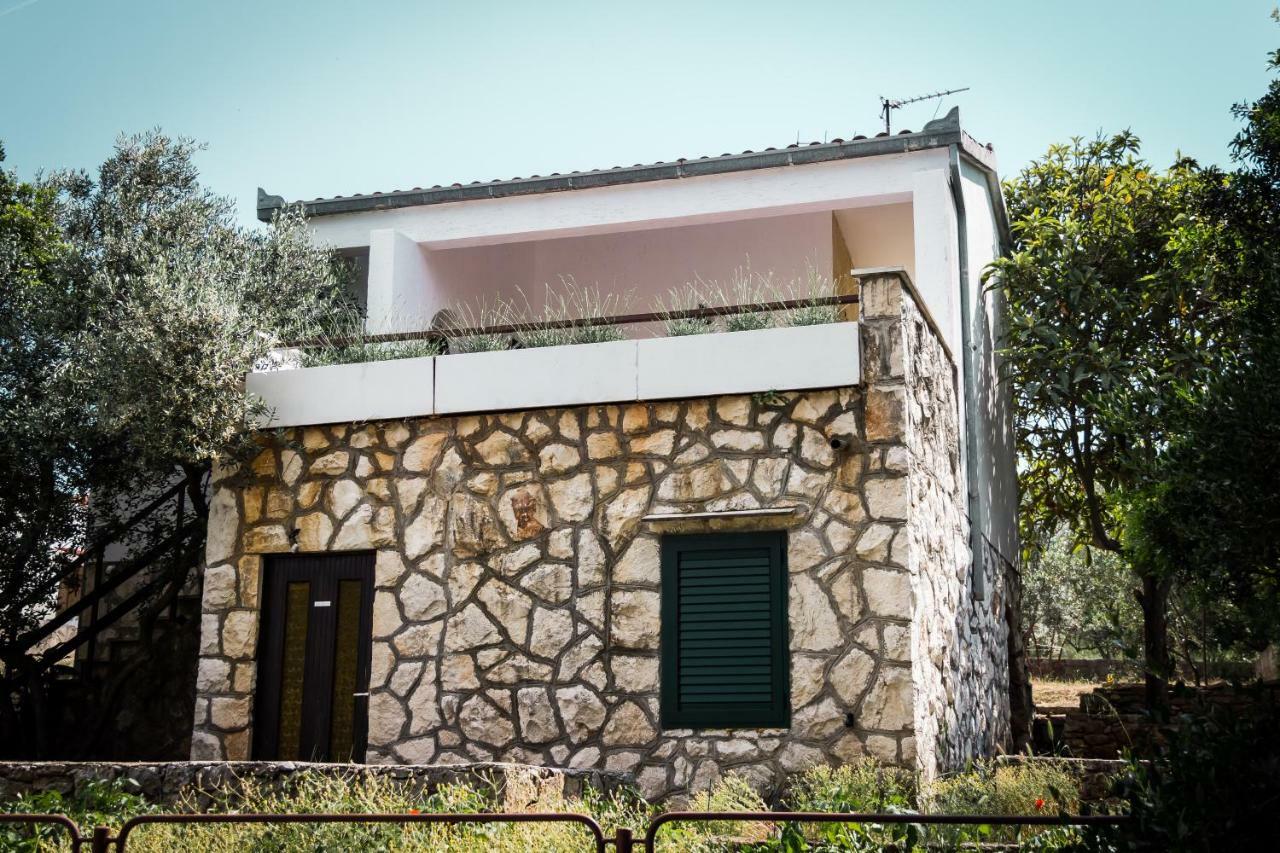 Holiday Home Laurea Supetar Luaran gambar